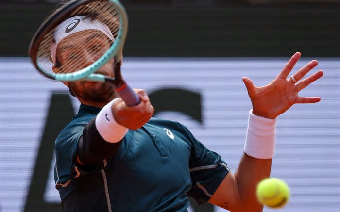 Musetti bate Tiafoe em Roland Garros e chega a mais uma semifinal de Grand Slam