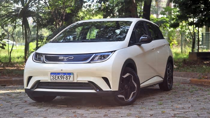Carros elétricos já representam 10% das vendas de automóveis em maio