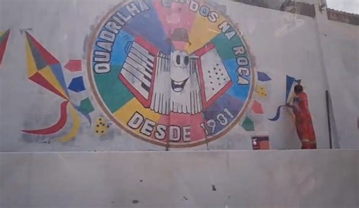 VÍDEO: servidores da Seminf são flagrados pintando muro particular na Compensa
