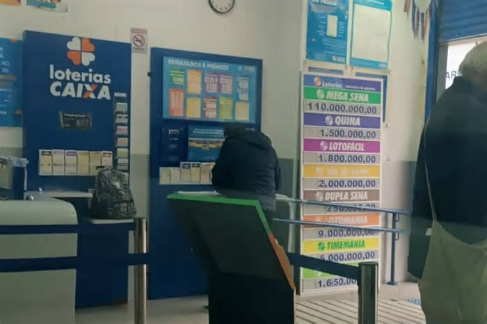 Lotérica no Centro de Curitiba é isolada após ameaça de bomba!