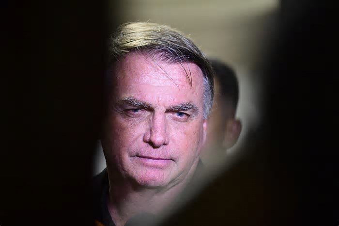 Big Techs e Bolsonaros incentivam IA para comunicação política em seminário do PL