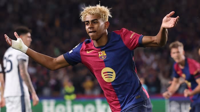 Lamine Yamal vence votação dos adeptos para o melhor golo da UEFA Champions League 2024/25