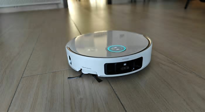 Mova V50 Ultra complete: il robot aspirapolvere da battere nel 2025