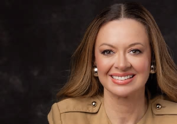 Isabela Suarez é eleita presidente da Associação Comercial da Bahia para o biênio 2025–2027
