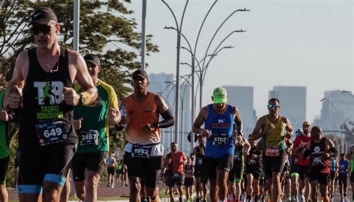 Rapaz de 20 anos passa mal e morre durante meia-maratona no RS