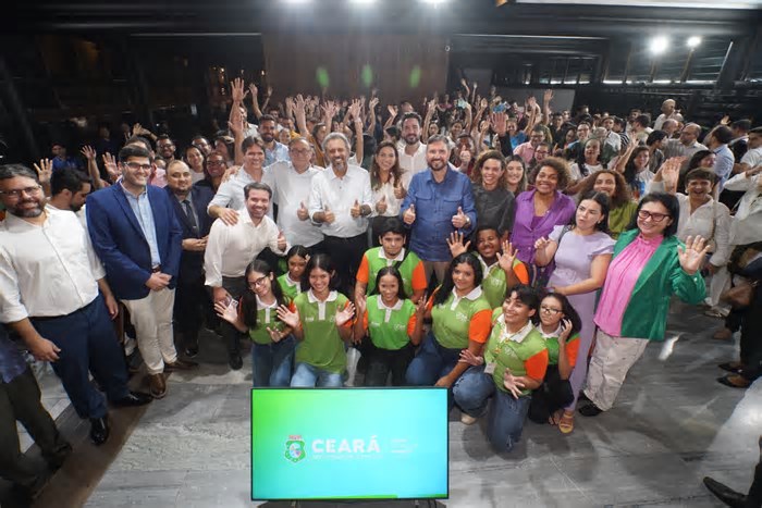 No Dia Mundial do Meio Ambiente, governador Elmano de Freitas sanciona Lei da Política Estadual do Gerenciamento Costeiro