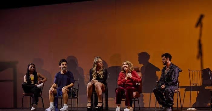 Marcio Abreu traz um sonho coletivo à cena do Palco Giratório