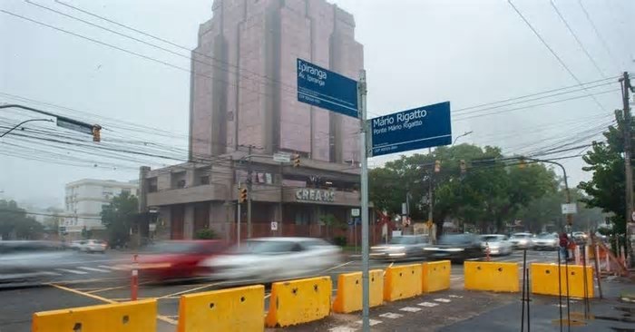 14% mais cara, ponte da rua Ramiro Barcelos ganha mais seis meses para conclusão em Porto Alegre