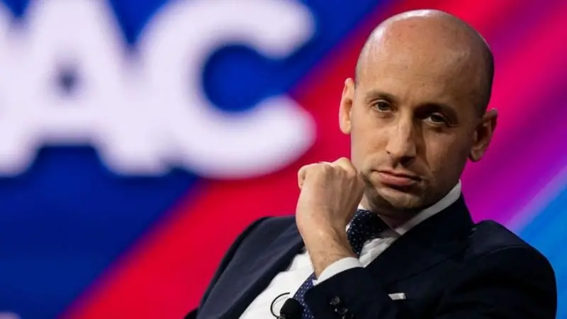 Quem é Stephen Miller, arquiteto da dura política de imigração de Trump