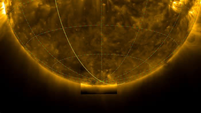 ESA captura região do Sol nunca observada antes; veja a foto