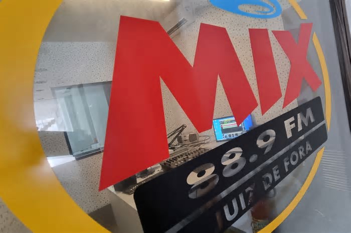 Rádio Mix completa seis anos em Juiz de Fora com crescimento de audiência e conexão com o público