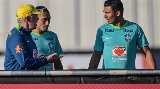 Casemiro exalta 'lado humano' de Ancelotti e fala sobre retorno à Seleção
