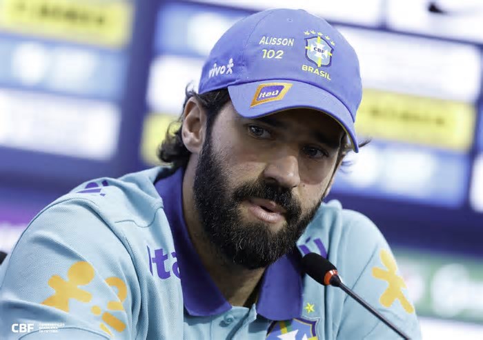Alisson acredita em melhora do Brasil com Carlo Ancelotti