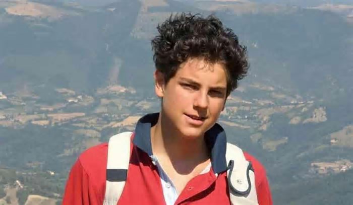 Papa Leão XIV marca data para canonizar Carlo Acutis, o primeiro santo millennial