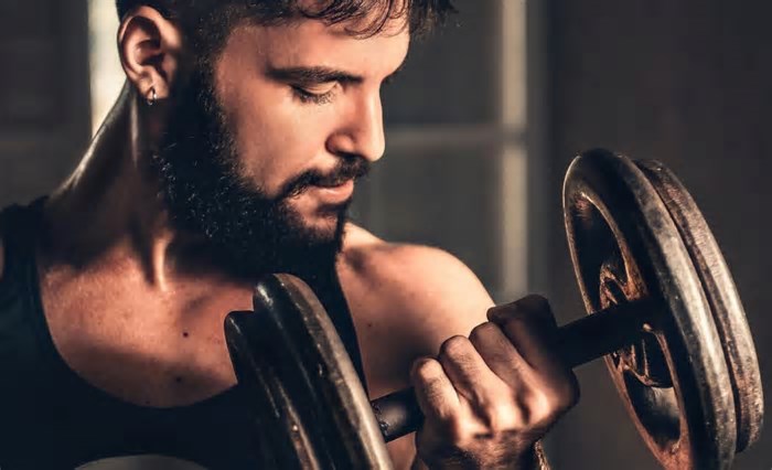 Muita gente treina até a falha muscular para ganhar massa e força, mas a ciência diz outra coisa