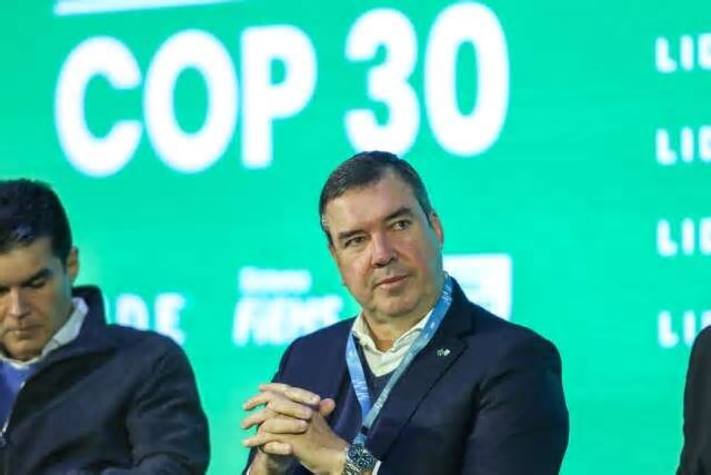 Ao lado de governadores do agro, Eduardo Riedel discute setor em São Paulo
