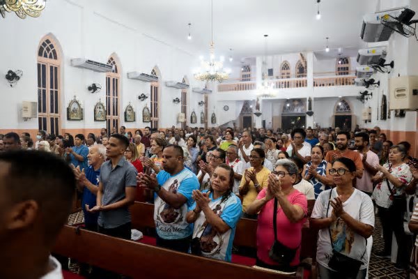 Censo 2022: Pernambuco tem 4,5 milhões de católicos e 1,9 millhão de evangélicos