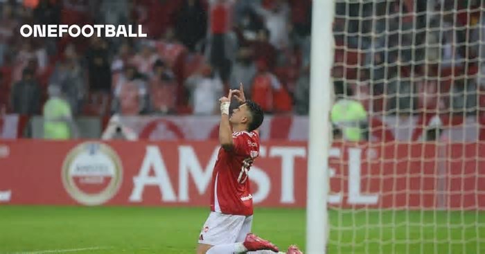 Atacante do Inter é convocado para dois jogos das Eliminatórias | OneFootball