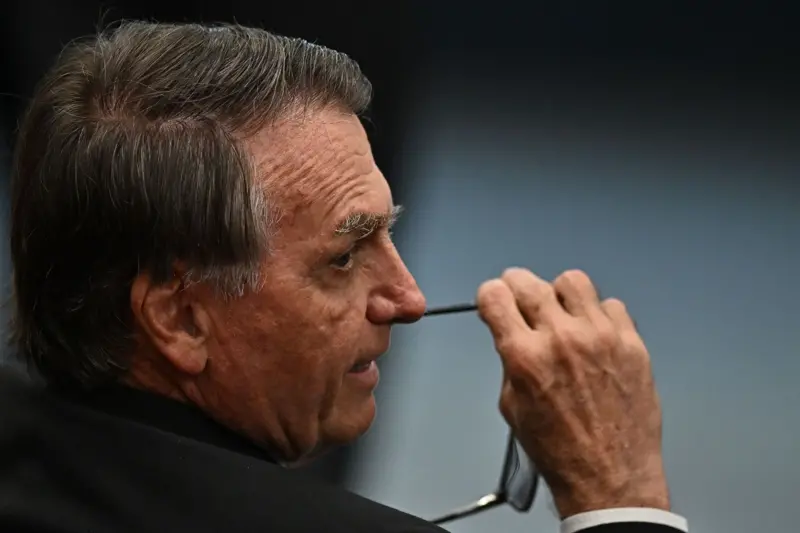 'Histórico': como imprensa internacional acompanha julgamento de Bolsonaro no STF