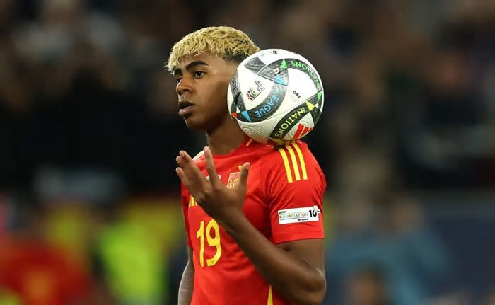 Jovem da Espanha provoca CR7 e Portugal nas redes antes da decisão da Liga das Nações