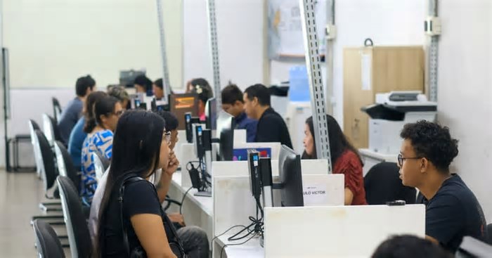 EMPREGO: Sines ofertam mais de 570 vagas nesta segunda-feira em Manaus