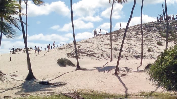 Águas rasas e cristalinas escondem um paraíso pouco explorado