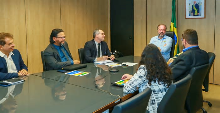 Silveira e diretores de ANP e PPSA discutem medidas de arrecadação