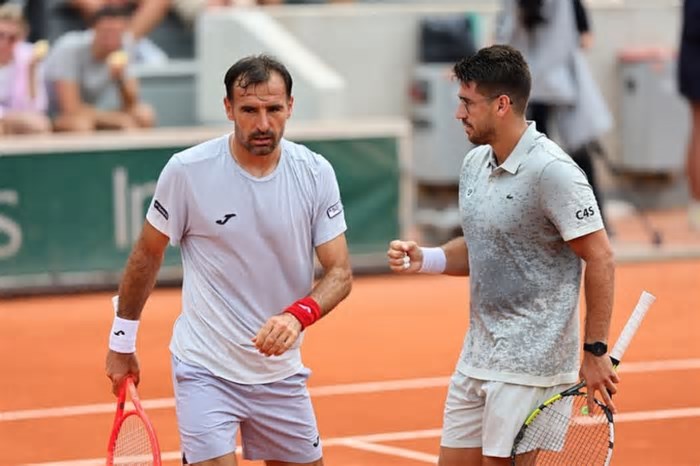 Em duelo ‘brazuca’, Orlando Luz supera Romboli e avança às quartas em Roland Garros