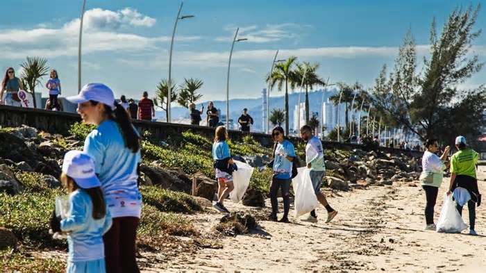 Florianópolis e São José promovem coleta de lixo e conscientização na Semana do Meio Ambiente