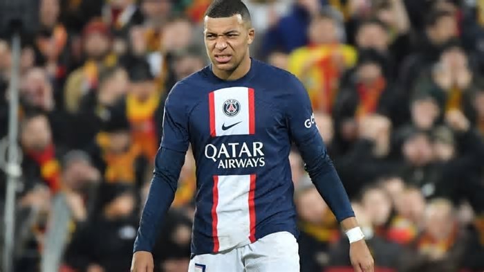 Indireta para Mbappé? Presidente do PSG faz declaração polêmica