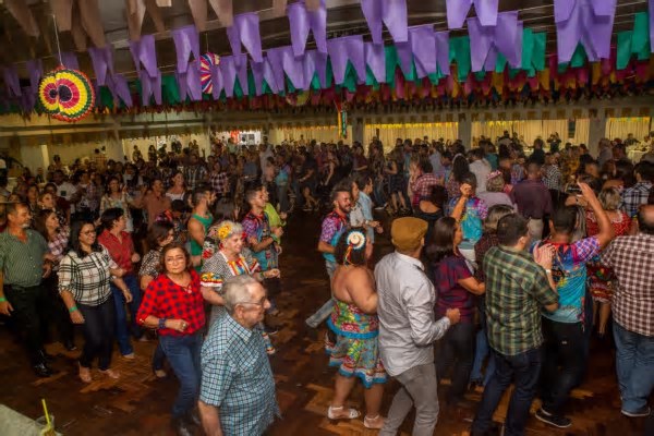 Roteiro junino: Recife e Região Metropolitana contam com festas privadas e gratuitas