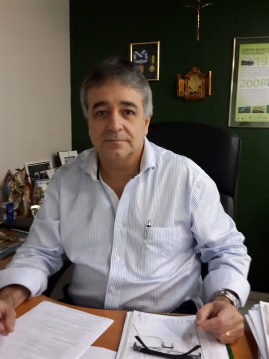 Gilberto Tavares de Melo recebe honraria máxima da Confederação Nacional da Indústria