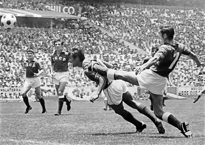 Há 55 anos, as transmissões da Copa de 70, pela TV, chamavam a atenção da torcida
