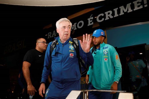 Seleção Brasileira chega ao Equador para estreia de Carlo Ancelotti