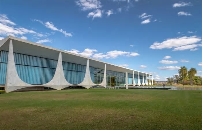 Palácio da Alvorada receberá usina de energia solar para abastecimento próprio