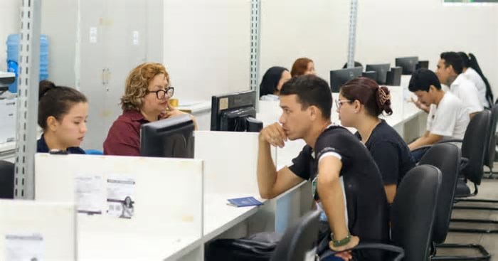 EMPREGO: Sines ofertam mais de 630 vagas nesta quarta-feira em Manaus