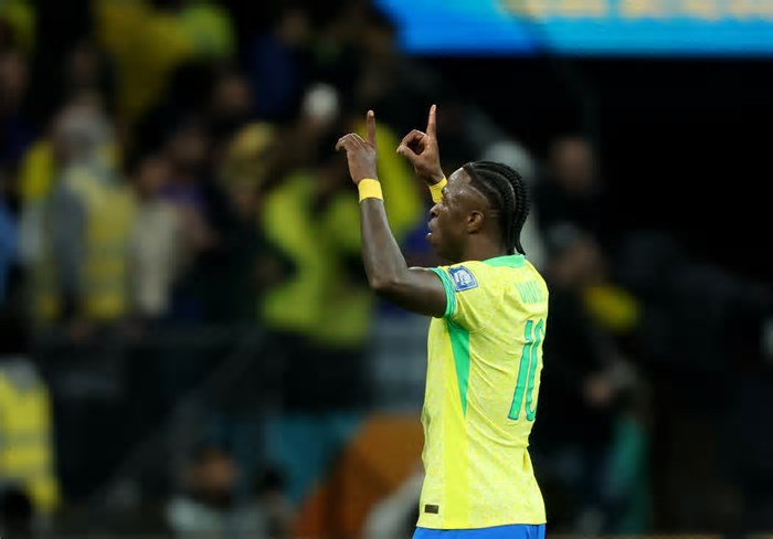 Vini Jr. brilha, Brasil vence o Paraguai e garante vaga na Copa de 2026