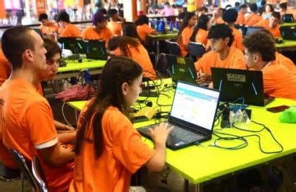 Governo de Goiás abre as inscrições para Olimpíada de Inteligência Artificial Aplicada 2025