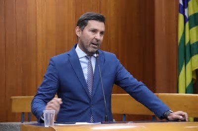 Goiânia pode ter limite no funcionamento de distribuidoras para conter violência
