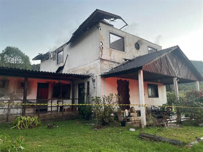 Dois incêndios atingem restaurante e residência em Gramado
