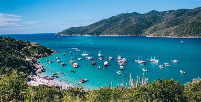 Conheça cidade do Rio de Janeiro que encanta turistas com suas praias paradisíacas
