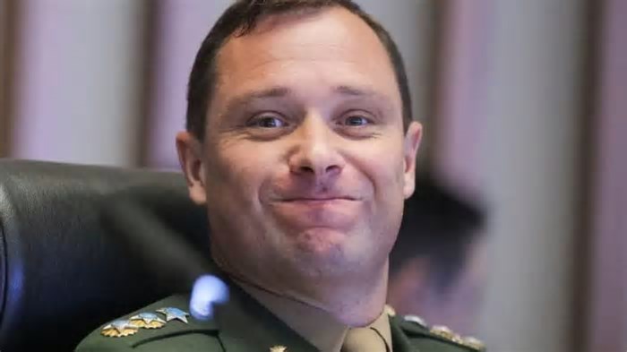 PF bateu à porta: entenda como Mauro Cid ‘escapou’ da prisão