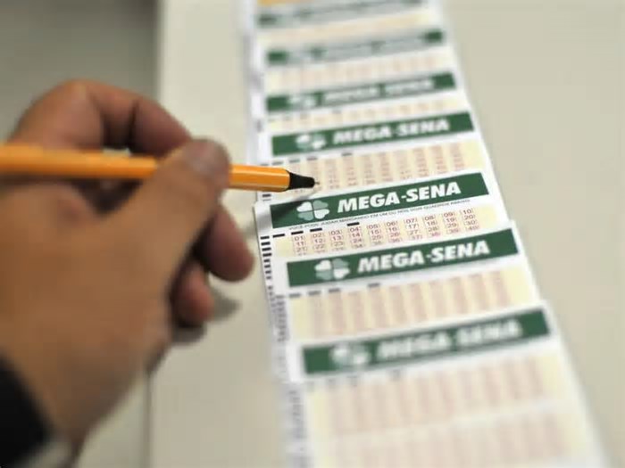 Mega-Sena 2.874: prêmio acumulado de R$ 61 milhões será sorteado nesta terça-feira (10)