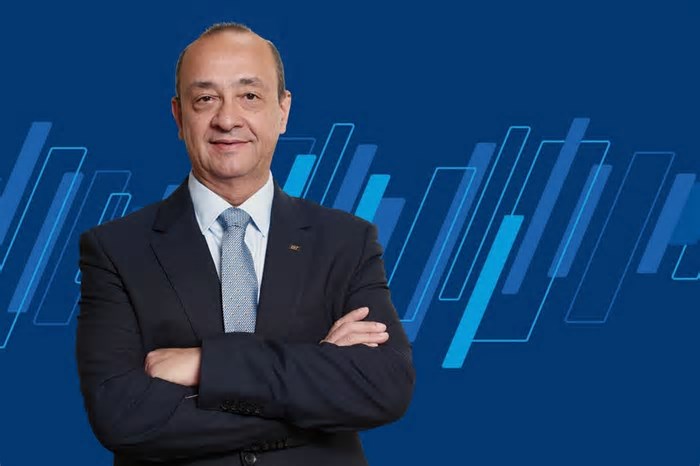 Presidente da CNT debate sobre transporte rodoviário de cargas em 'Encontro de Empresários'