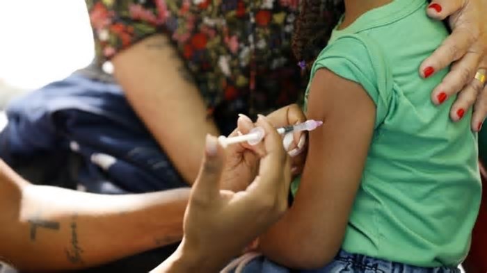 Ministério da Saúde investiga possível falta de vacinas em cidades mineiras