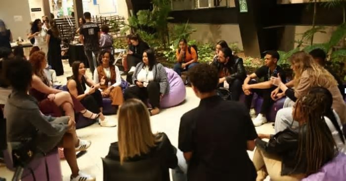 Protagonismo feminino no centro do debate do Espaço Delas