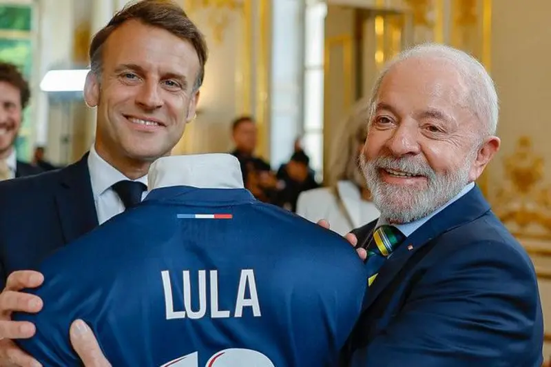 O que o Brasil ganha com viagem de Lula à França?