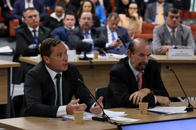 No STF, Mauro Cid diz que Bolsonaro revisou 'minuta do golpe' mas não falou sobre 8 de janeiro