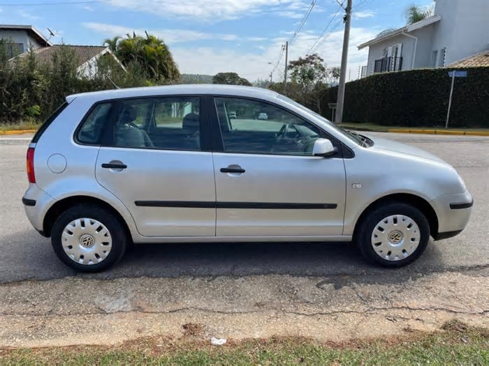 VW Polo 2003 é um dos mais novos que se tem notícia no Brasil; veja preço