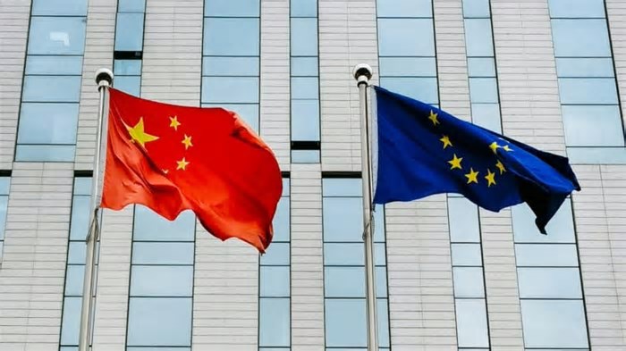 China critica veto europeu a empresas de saúde chinesas